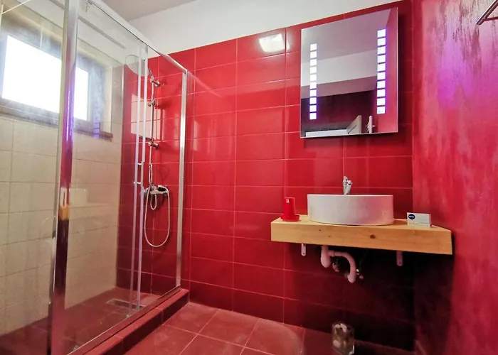 Violet Apartment-brilliant Appartamento Constanţa